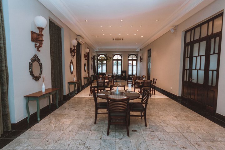 Dining 94 of 109