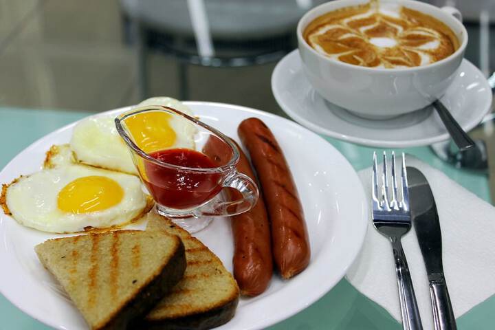 Breakfast/Coffee Service 73 of 99