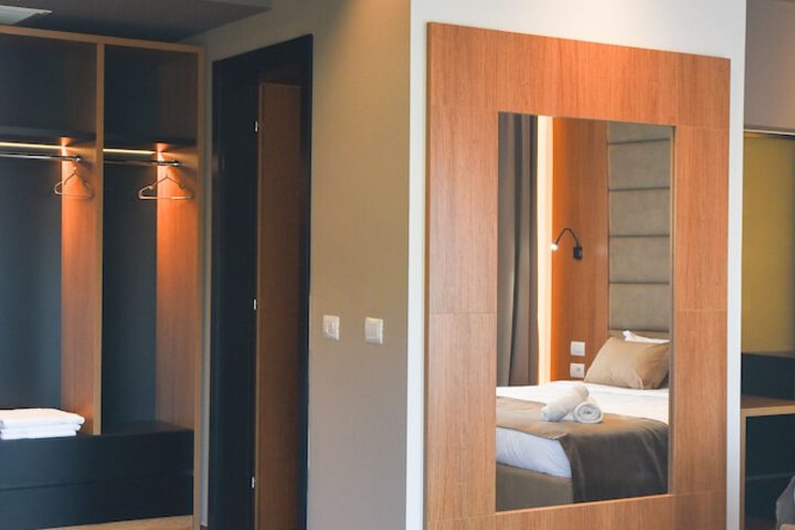 Room 34 of 117