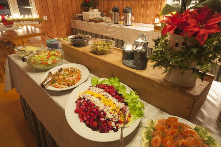 Dining 78 of 123