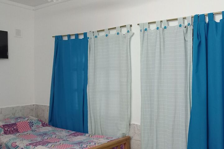Room 11 of 30