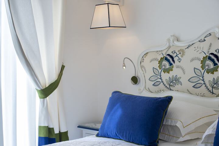 Room 51 of 260
