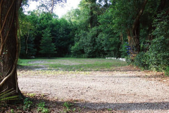 Property Grounds 28 of 30