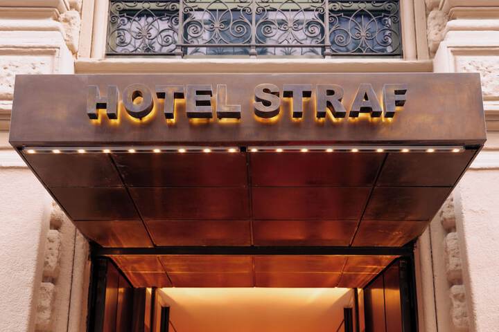 Hotel 66 of 68