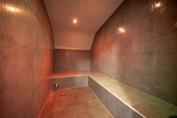 Steam room