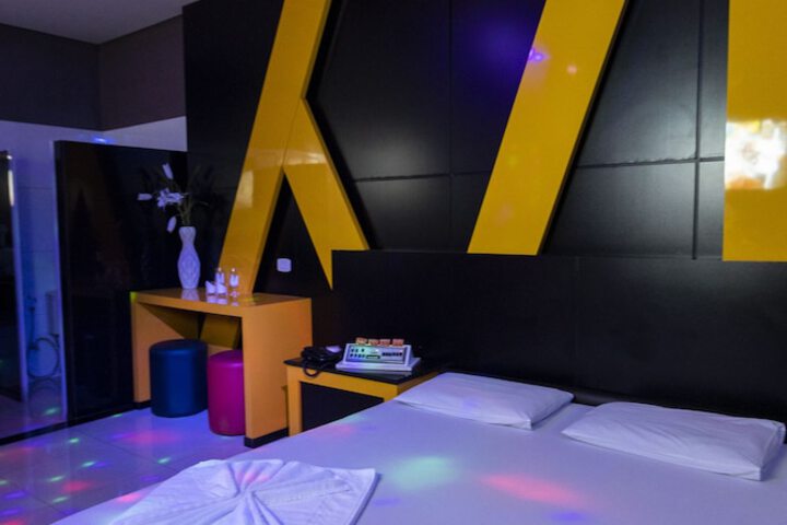 Room 62 of 114