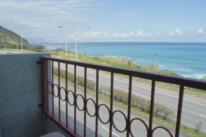 Terrace/Patio 1 of 9