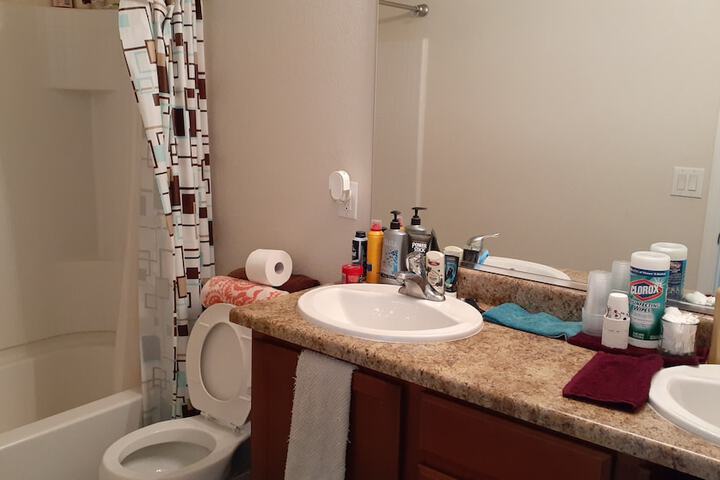Room 15 of 16