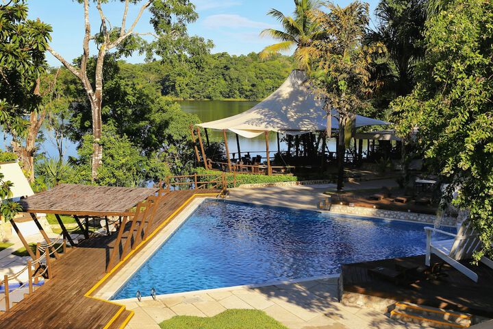Pool Hotel