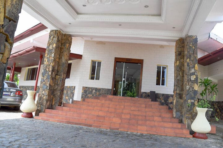 Hotel 82 of 86