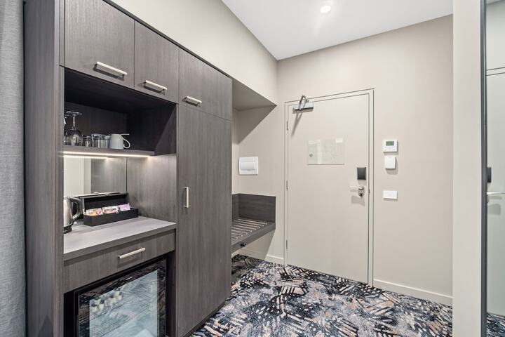 Room 5 of 29