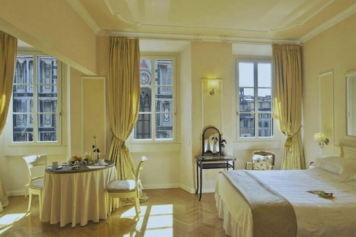 Room 10 of 45