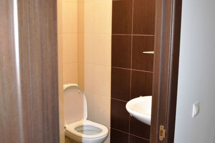 Room 45 of 65