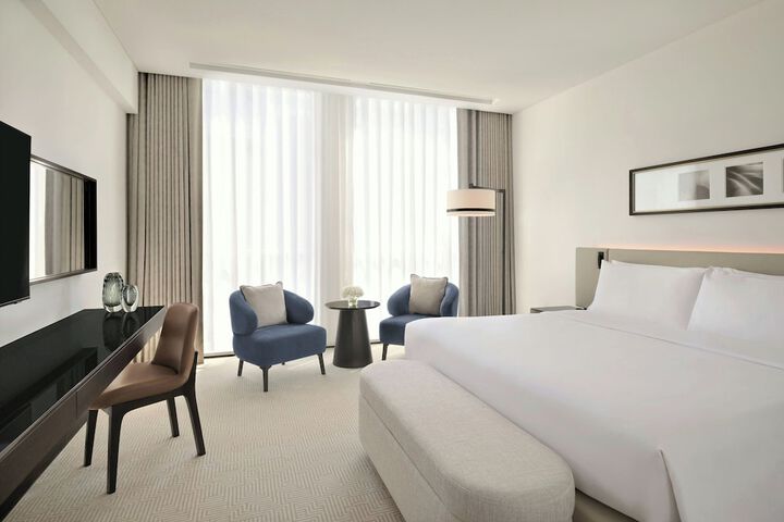 Room 32 of 120