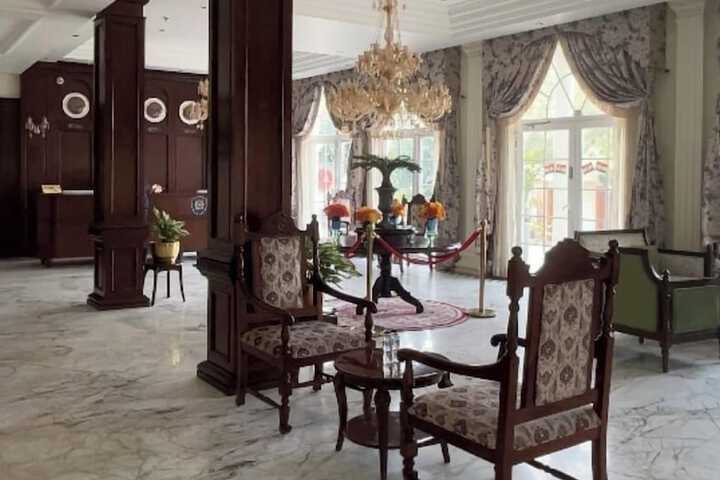 Hotel Interior 11 of 161