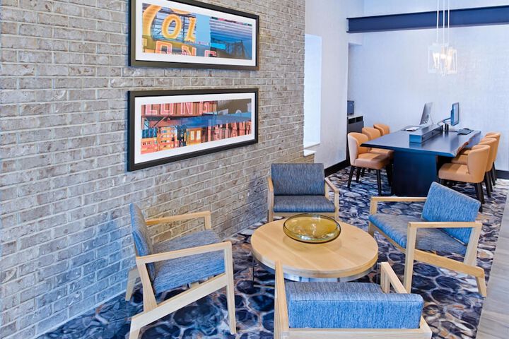 Hotel Interior 9 of 24