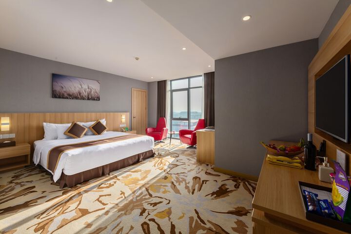 Room 35 of 122