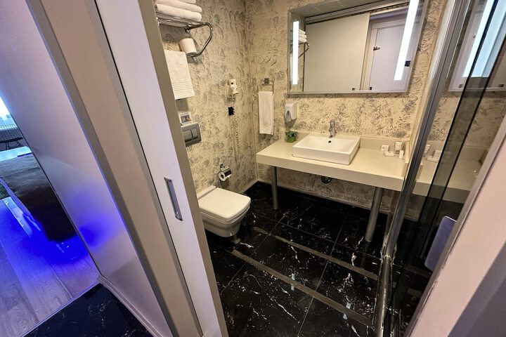 Bathroom Interior Photo