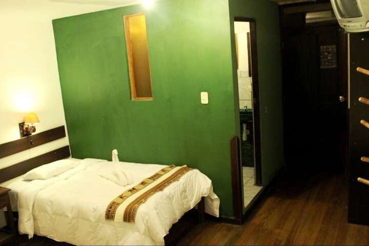 Room 30 of 44
