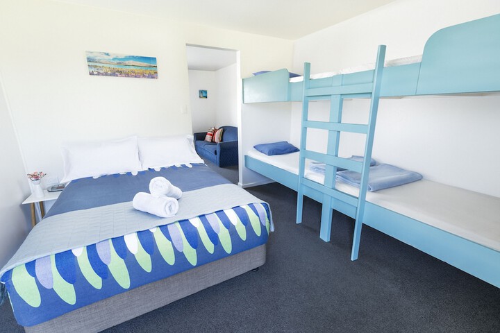 Room 27 of 113