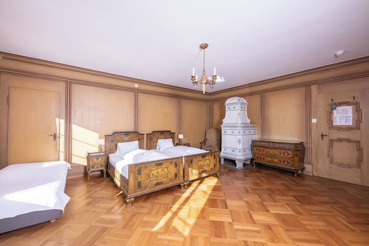 Room 29 of 103