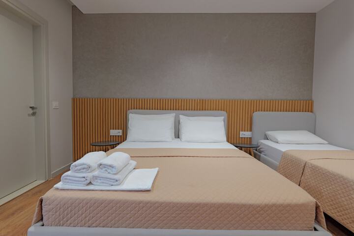 Room 43 of 94