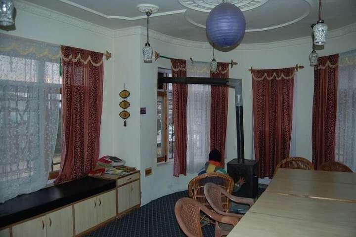 Hotel 11 of 11