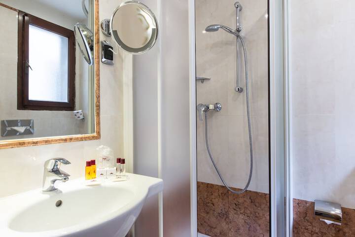 Bathroom Interior Photo