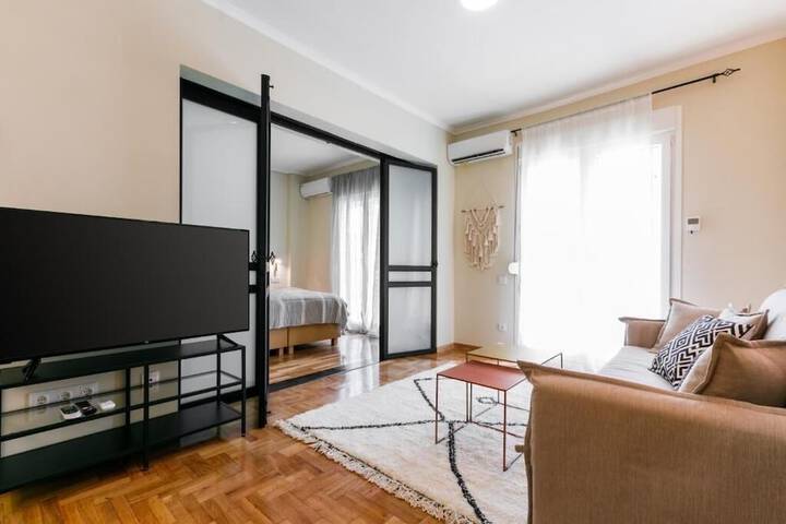 Room 6 of 19
