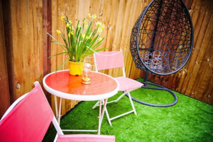 Sundeck 24 of 25