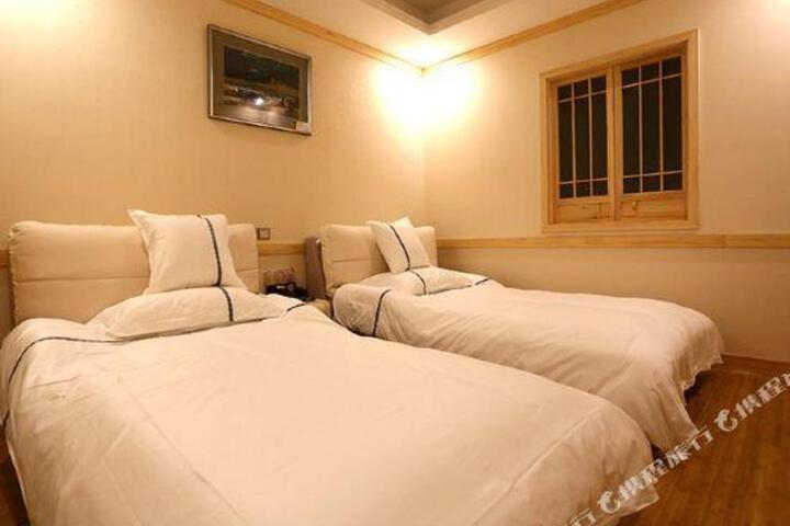 Shanghai qiantang international hot spring hotel