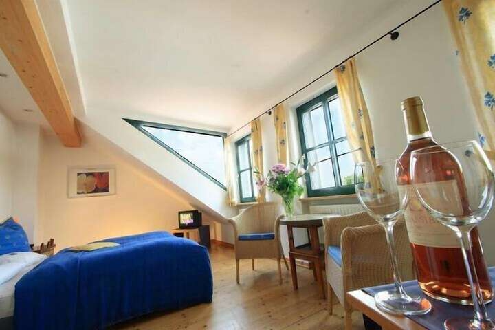 Room 8 of 46