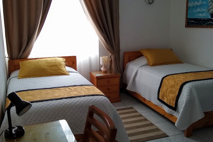 Room 19 of 76