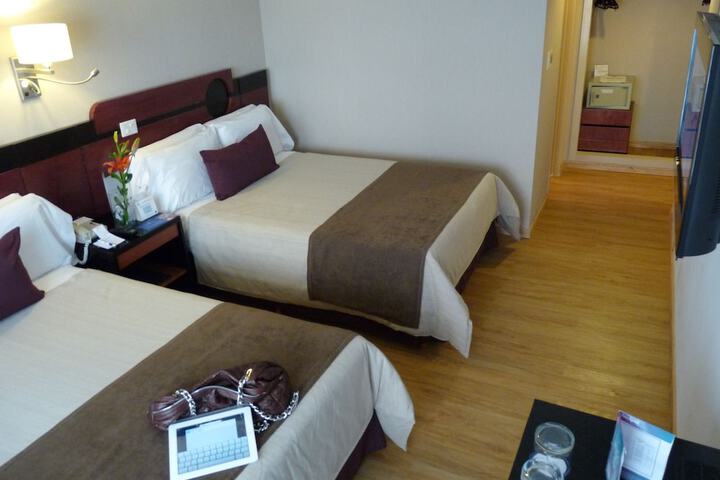 Room 25 of 68