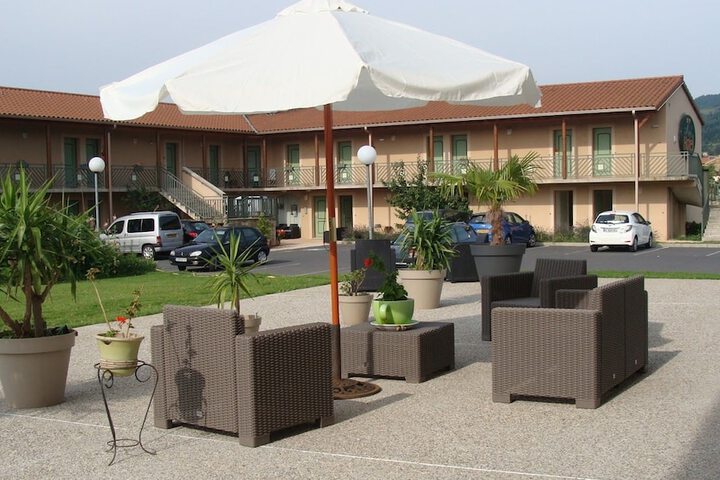 Terrace/Patio 76 of 96