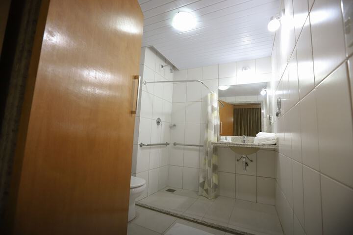 Clean Restrooms
