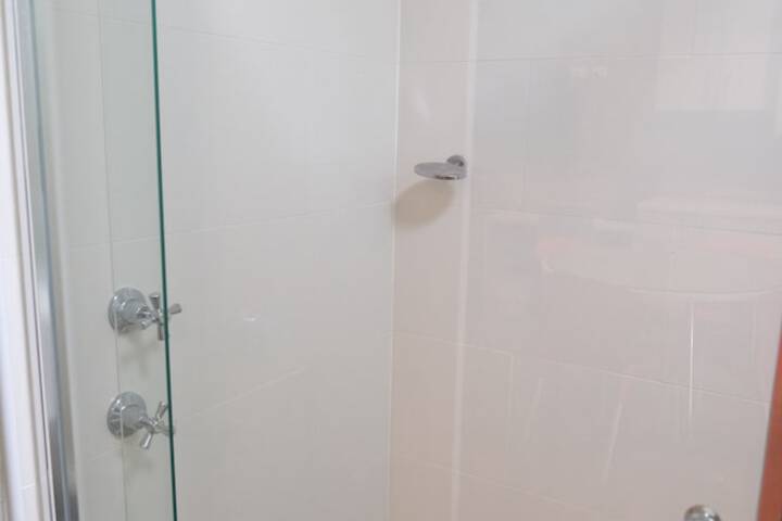 Room 107 of 169