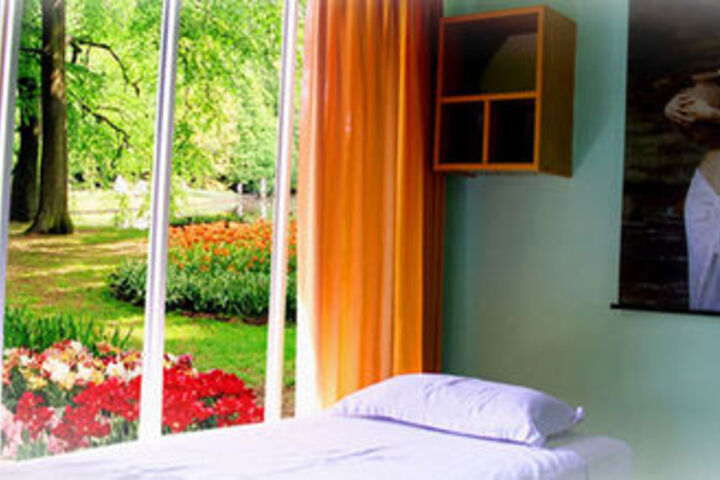 Room 25 of 25