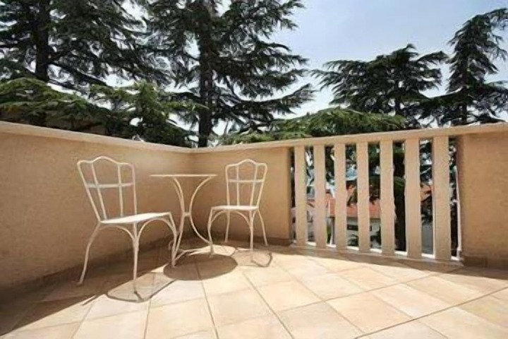 Terrace/Patio 51 of 104