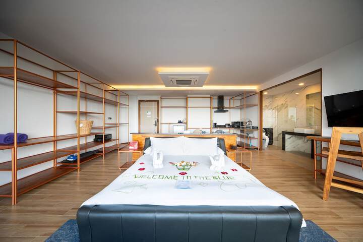 Room 177 of 336