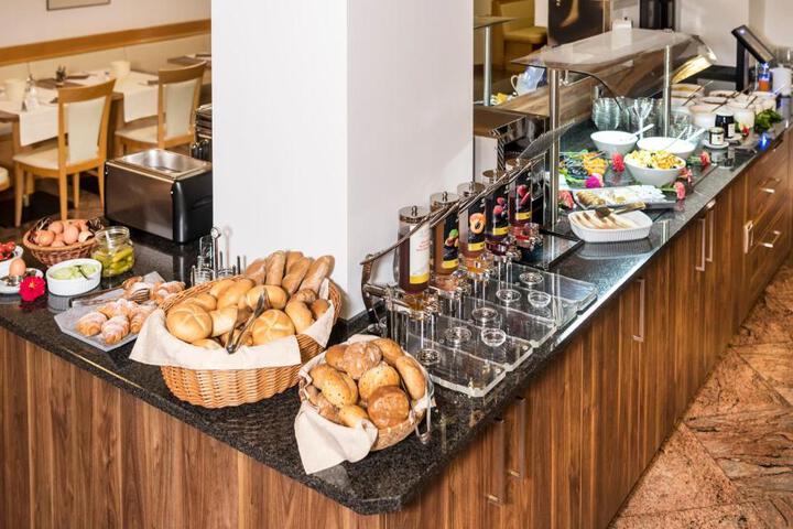 General 32 of 73