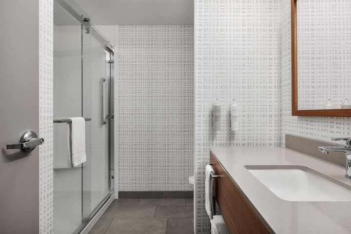 Bathroom shower