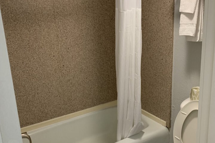Standard King Bed Accessible (27 of 37)