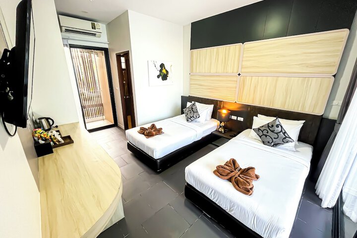 Room 10 of 113