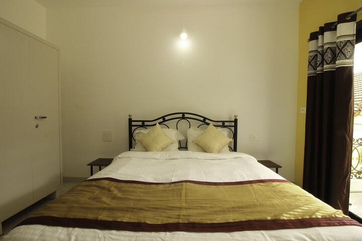Room 7 of 22