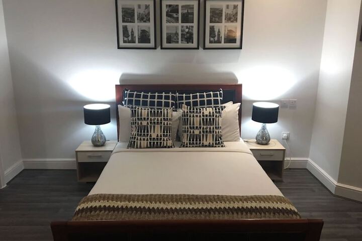 Room 61 of 80