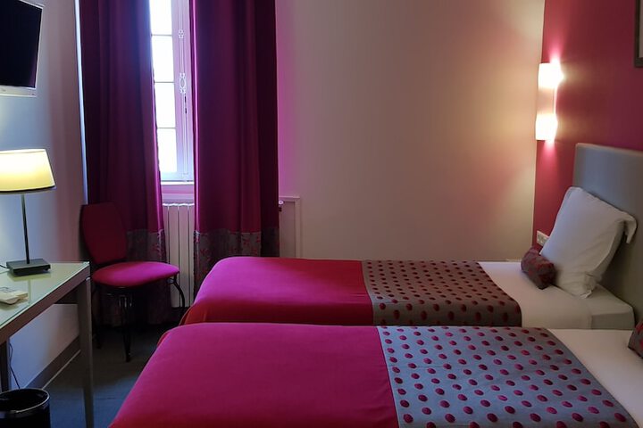 Room 22 of 61