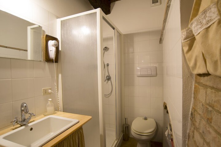 Room 82 of 114