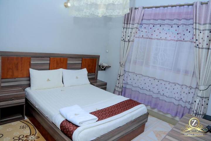 Room 14 of 31