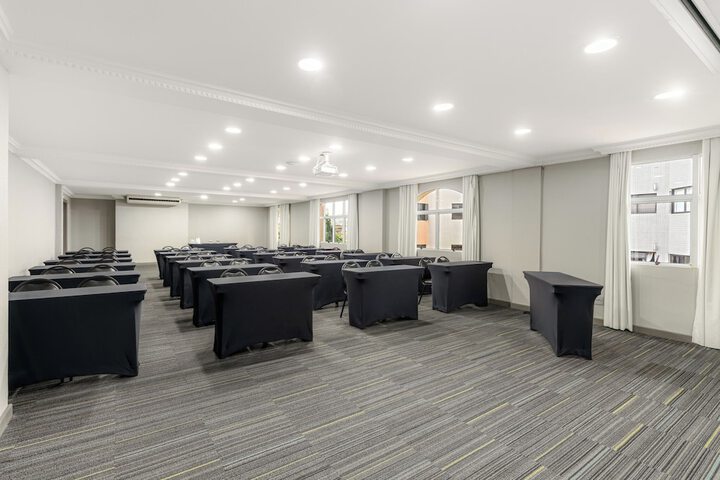 Ballroom/Hall 79 of 91